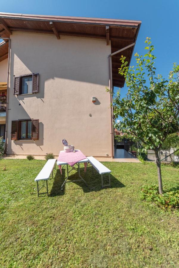 Apartamento La Feriolina Baveno Exterior foto